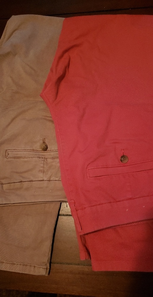 American eagle Outfitters Skinny Pant (Right)